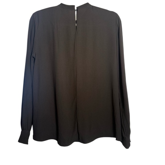 Eileen Fisher Black Long Sleeve Keyhole Blouse Elegant Top XS 100% Silk - Picture 3 of 7